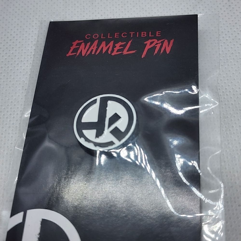 NWT Hunt A Killer Collectible Enamel Pin